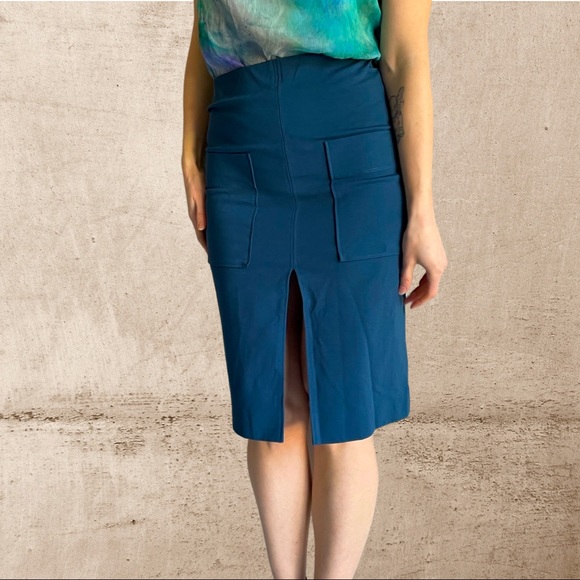 COP COPINE designer pencil skirt in teal with front slit, size small - Picture 13 of 14